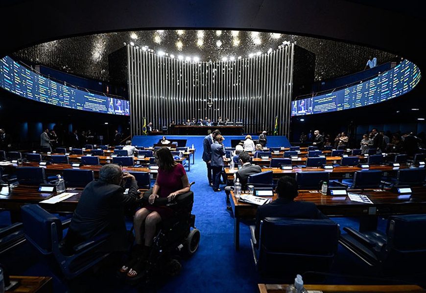 Senado carlos moura agencia senado