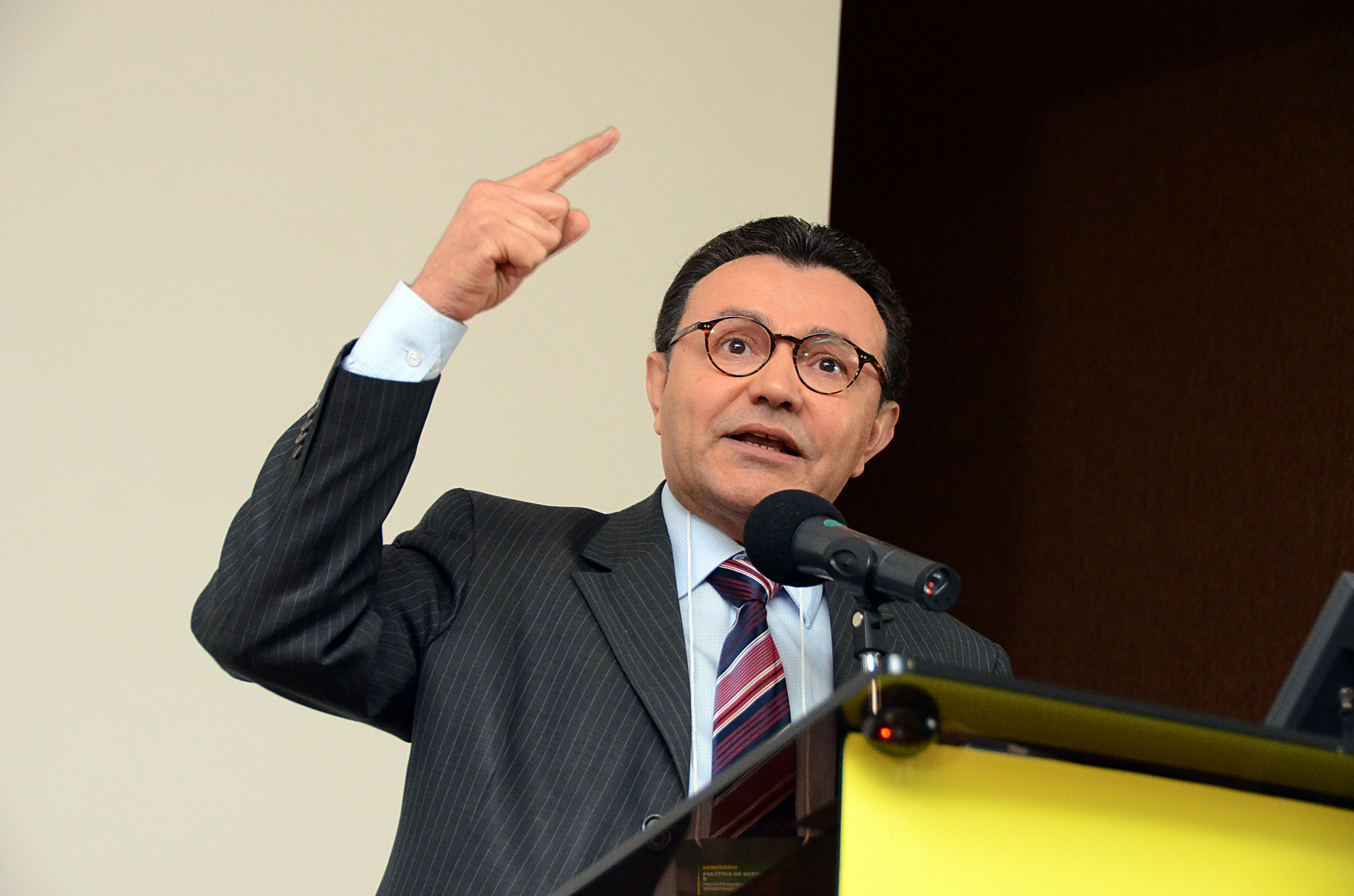 carlos siqueira