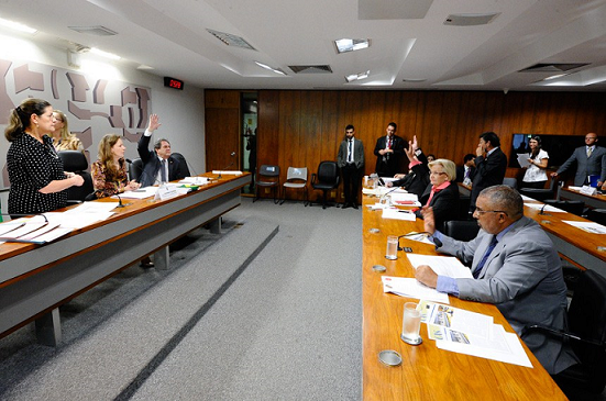 cas senado plenario