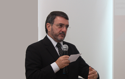 cesar augusto de melo