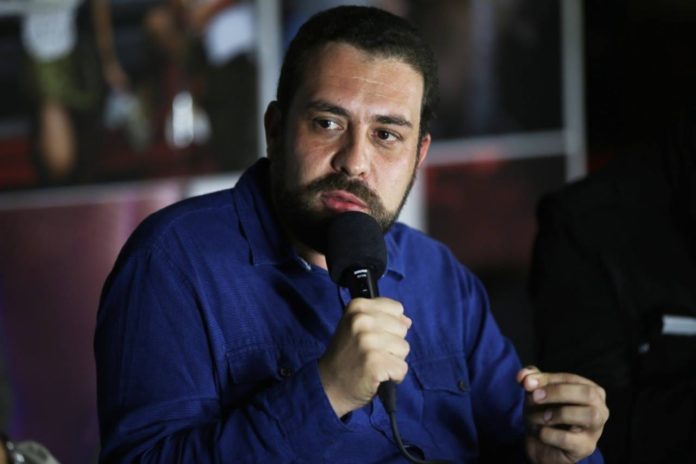 guilherme boulos 696x464