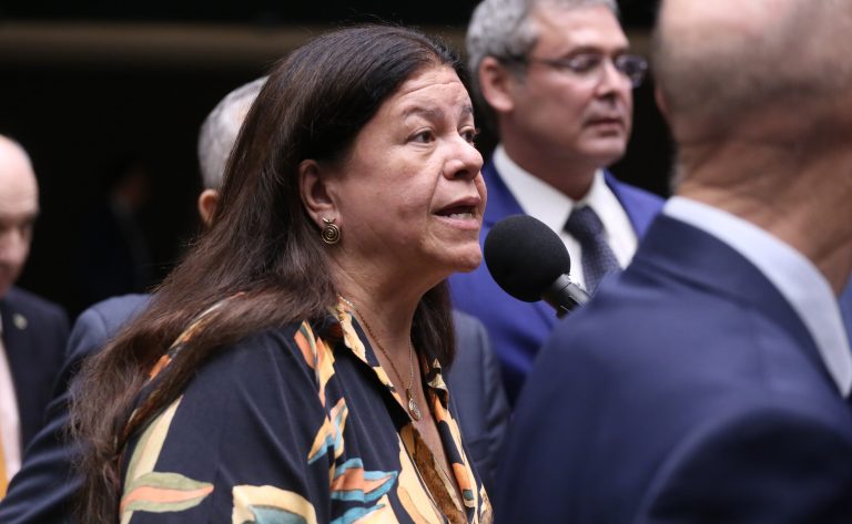 img20251216191430924 768x473