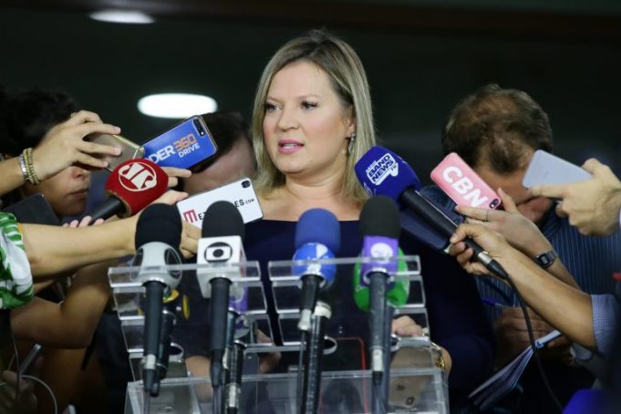 joice hasselmann nova lider psl