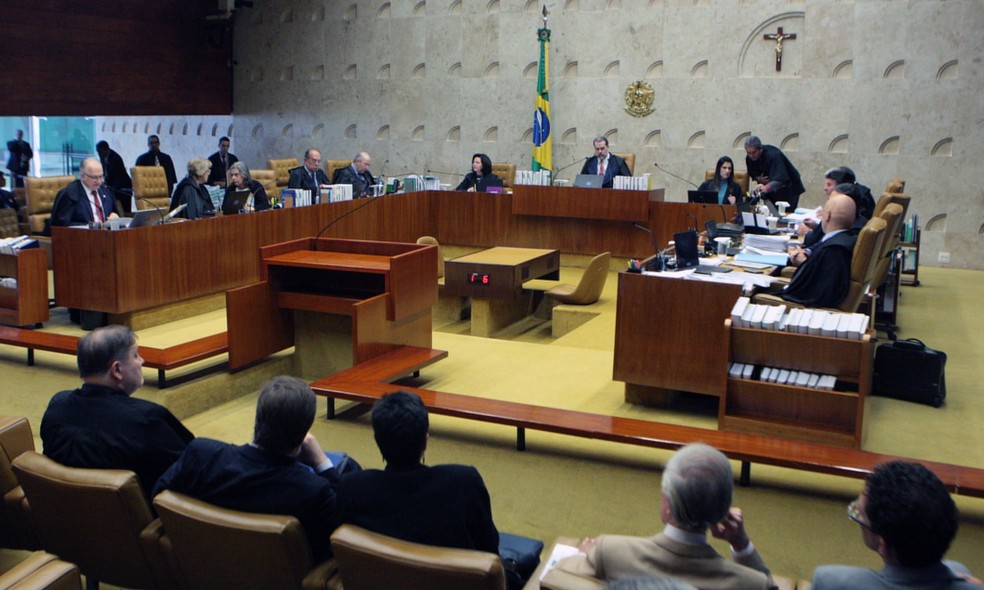 plenario stf adi gestantes lactantes